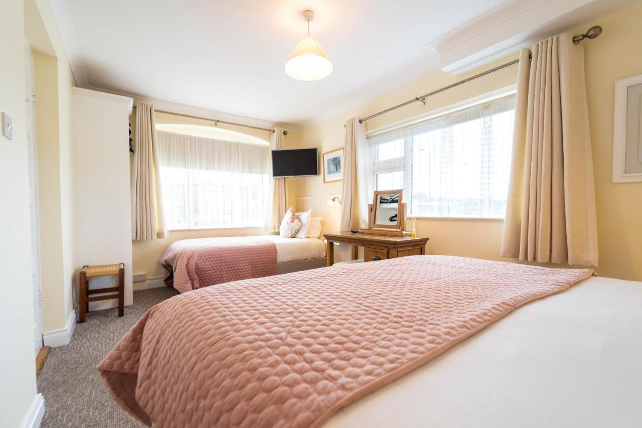 Ashe'S Accommodation 딩글 외부 사진